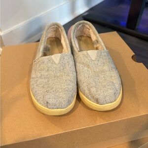 Cozy toms